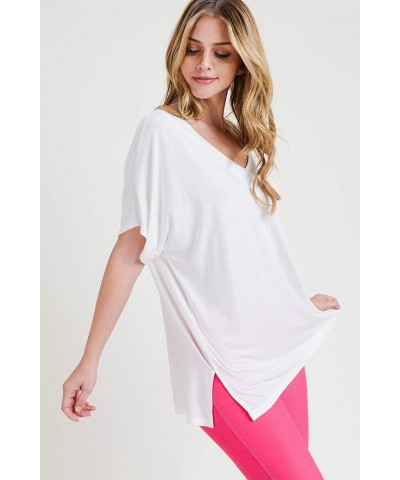 Women’s Short Flutter Sleeve Tops Crew Neck Summer Shirts with Round Hem Off White V-neck $11.28 Tops